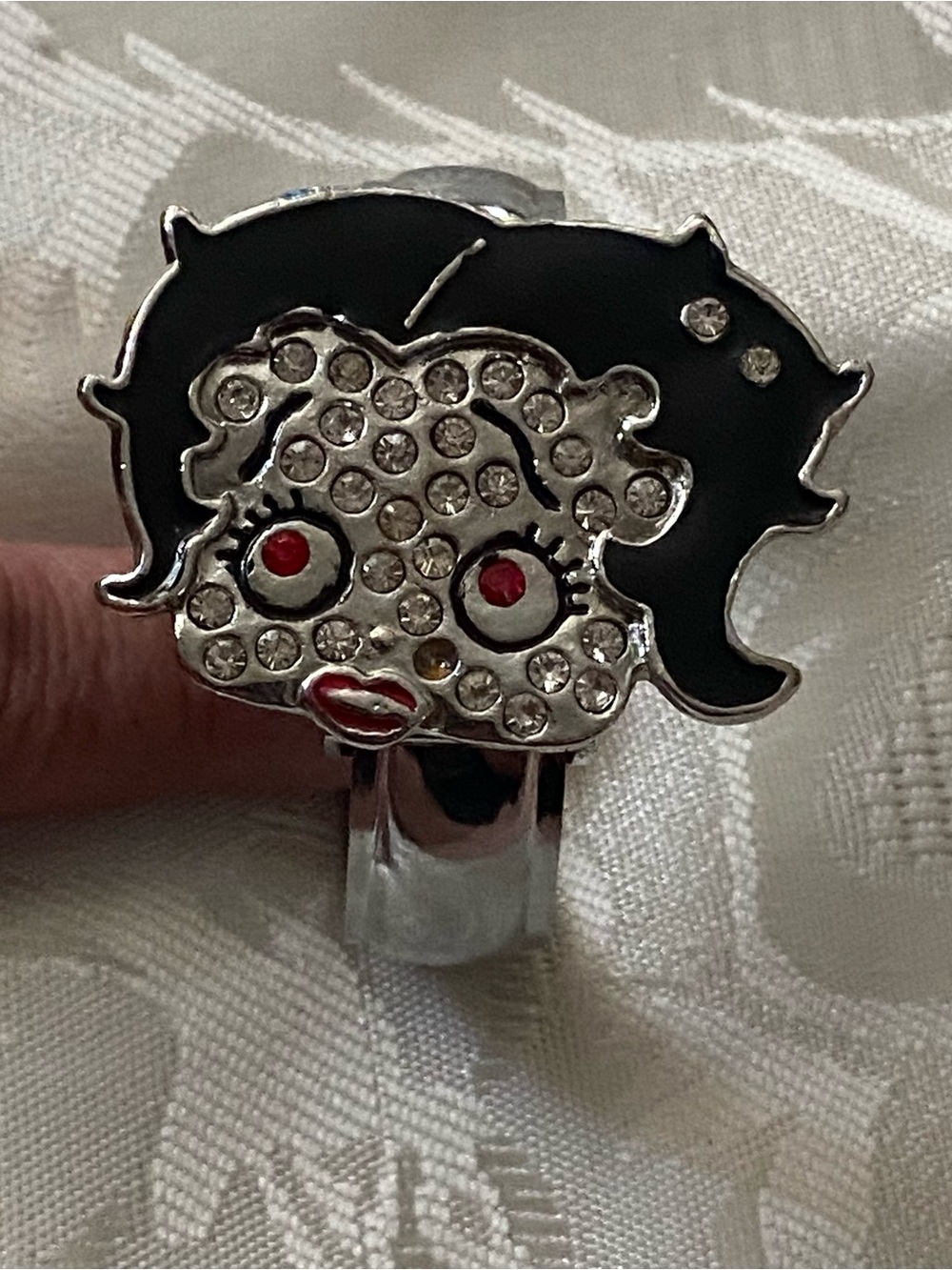 Betty Boop Face Cuff Hinged Bracelet 6.5” Missing One Rhinestone Silver Tone